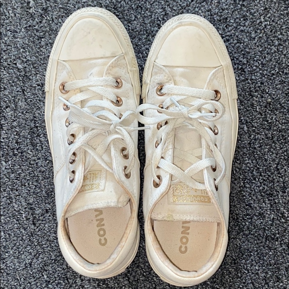White converse - 7